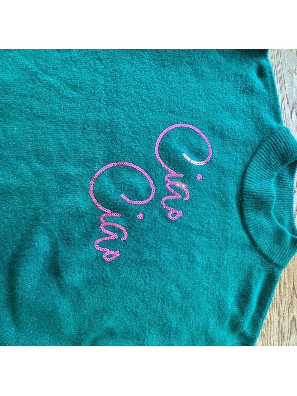 Green Sweater with Ciao Ciao Design - Picture 4 of 10